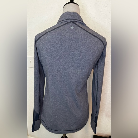 Lululemon Criss Cross Quarter Zip Pullover Size 10 Gray Heathered Blue Trim - Picture 7 of 9